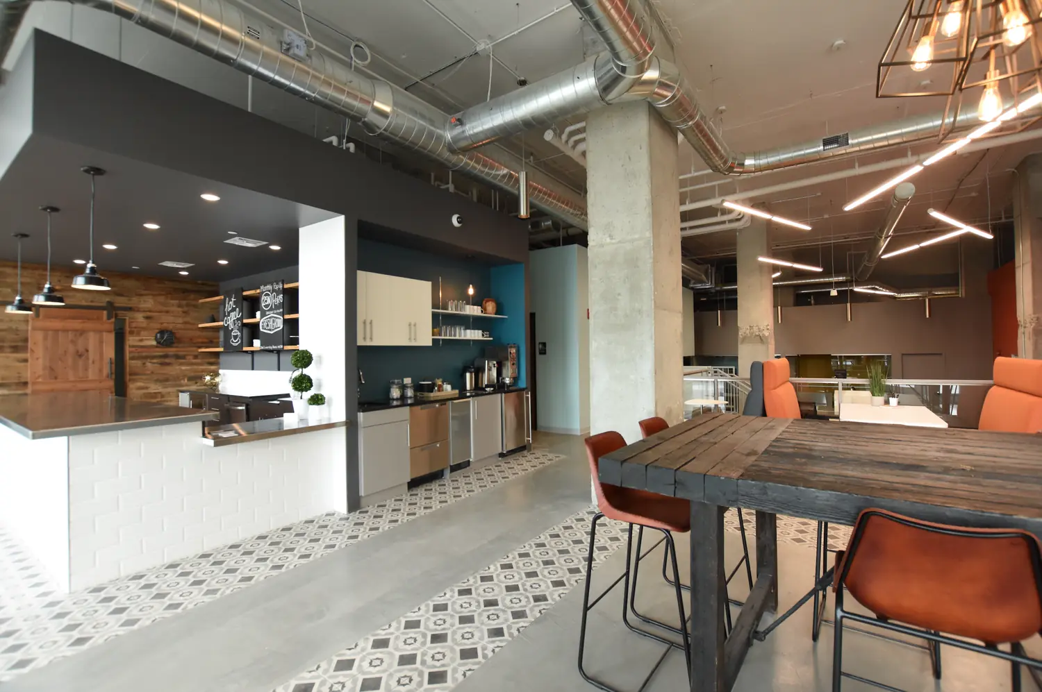25N Coworking — kitchen and lounge